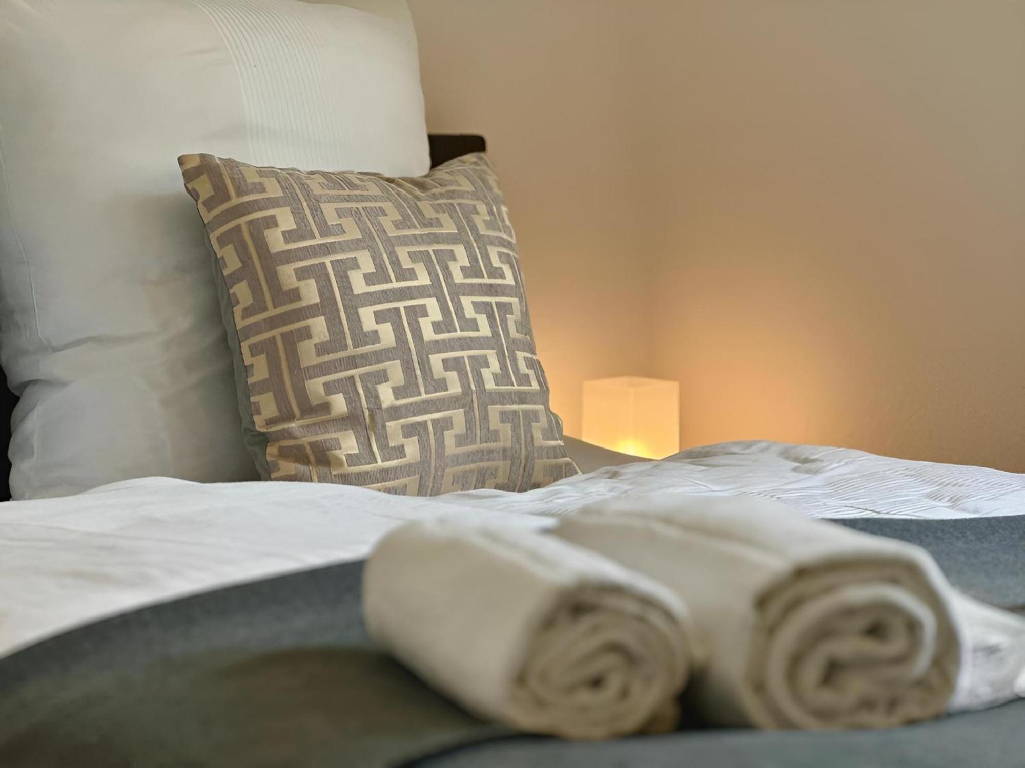 Raha Apartments - Modernes Studio-Apartment - Hbf - Gratis Parkplatz Эрфурт Экстерьер фото