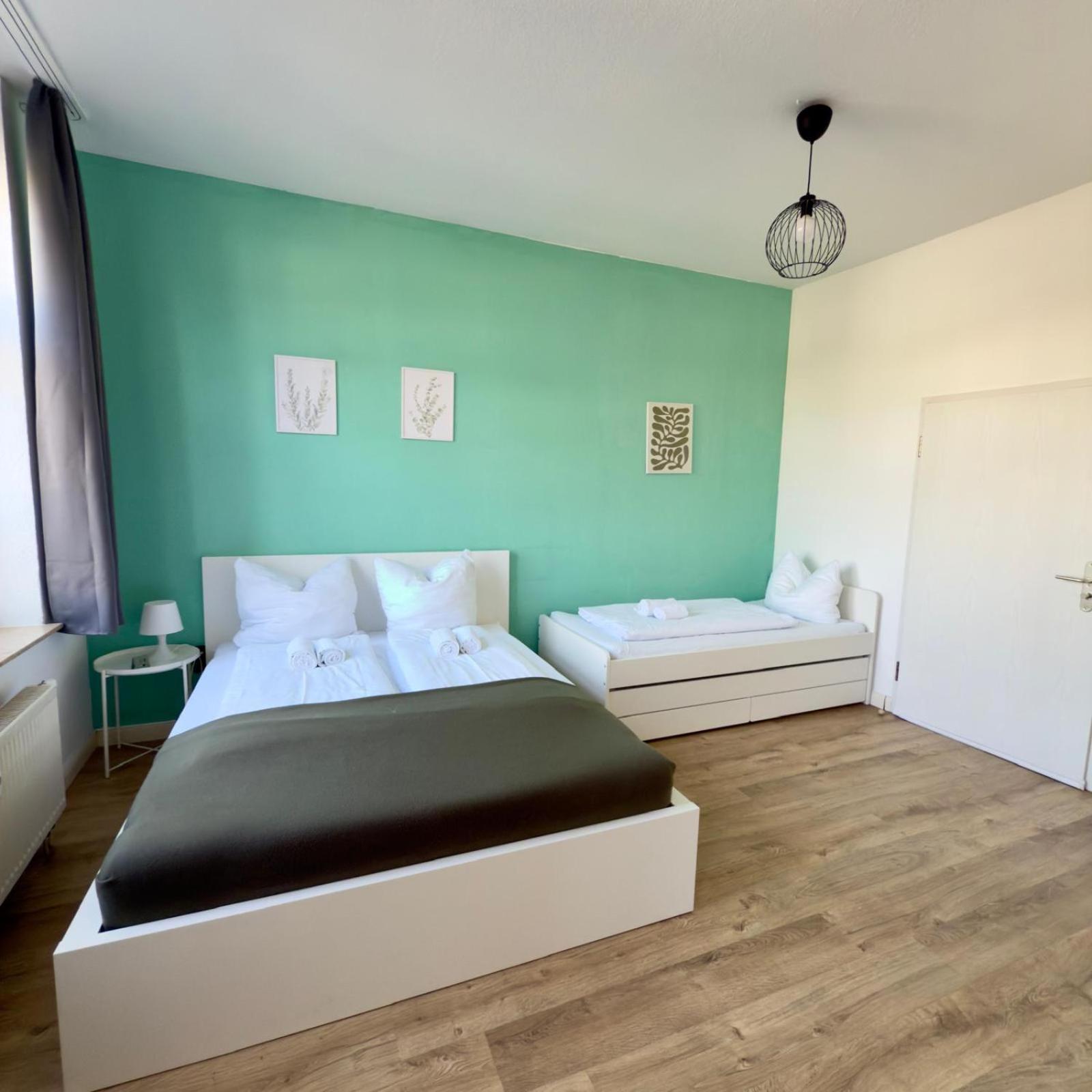 Raha Apartments - Modernes Studio-Apartment - Hbf - Gratis Parkplatz Эрфурт Экстерьер фото